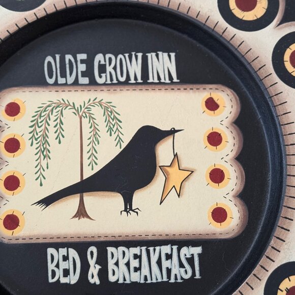 Olde Crow Inn Bed & Breakfast Primitive Decor Plate - Picture 2 of 3